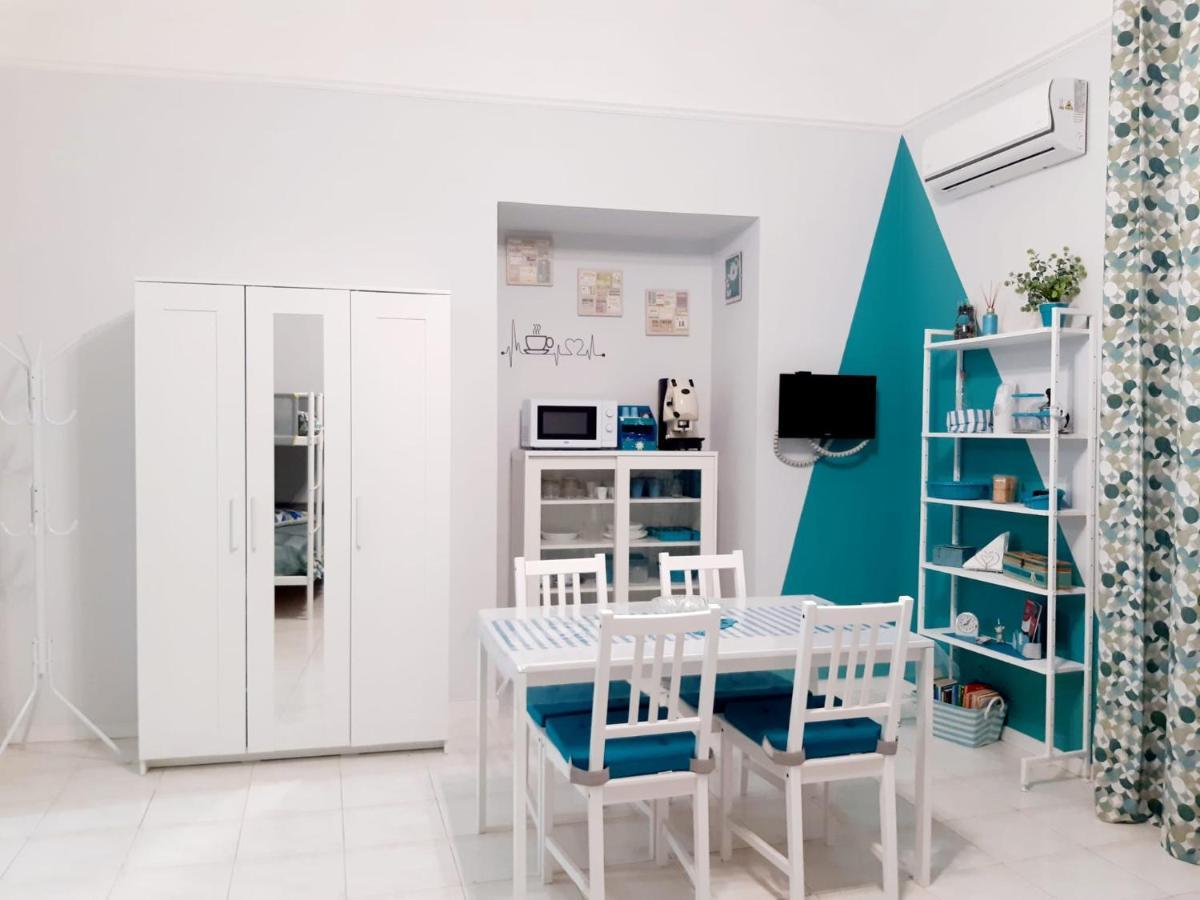 Dory'S Room Camera Nel Cuore Di Napoli Экстерьер фото