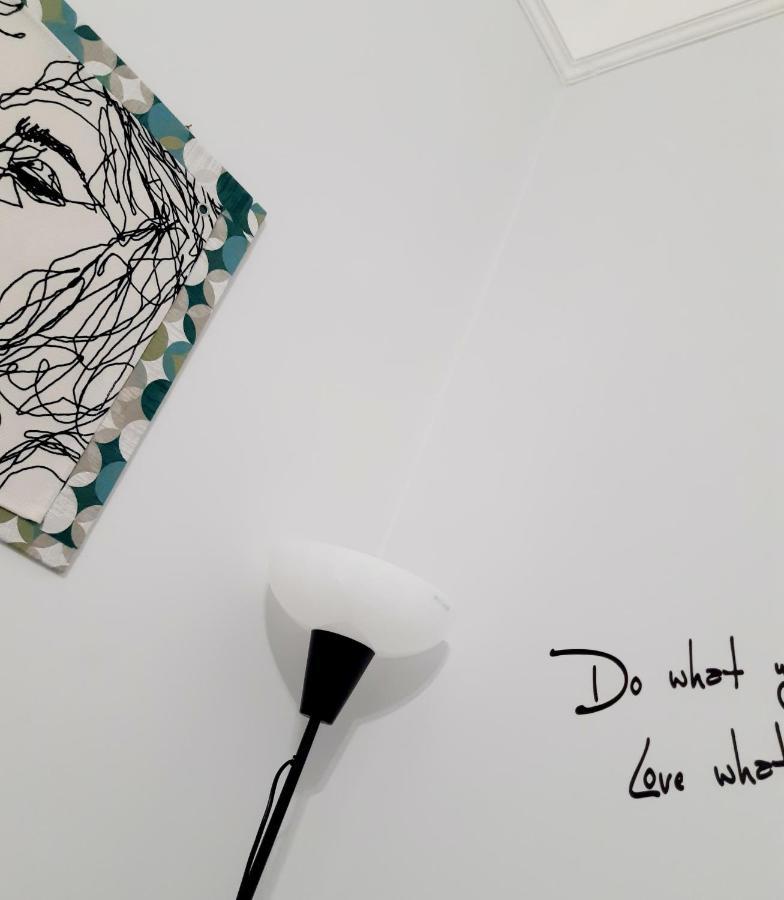 Dory'S Room Camera Nel Cuore Di Napoli Экстерьер фото