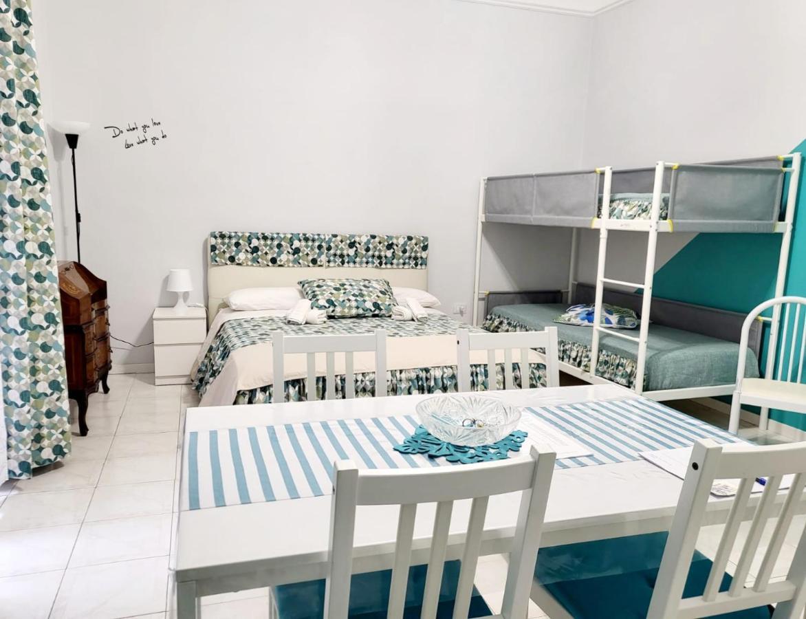 Dory'S Room Camera Nel Cuore Di Napoli Экстерьер фото