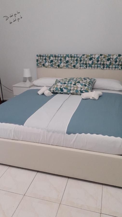Dory'S Room Camera Nel Cuore Di Napoli Экстерьер фото