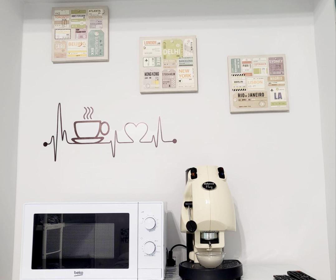 Dory'S Room Camera Nel Cuore Di Napoli Экстерьер фото